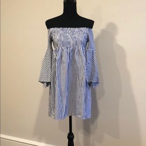 Zara off shoulder Alexis Rose dress